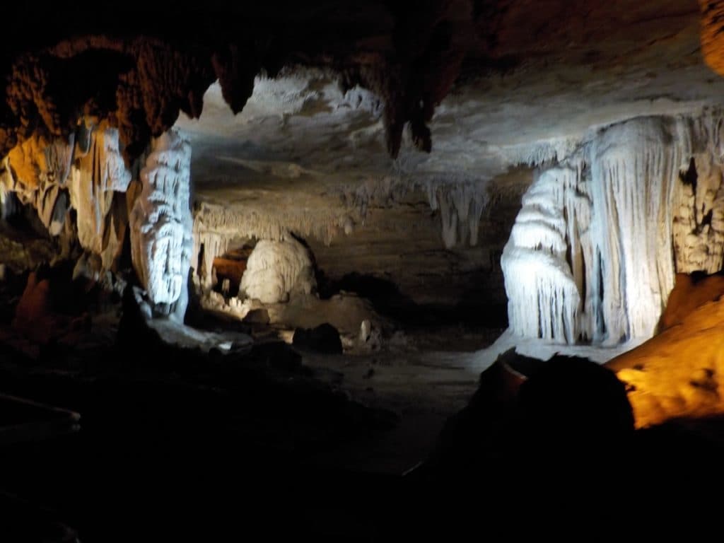 Springfield Missouri attractions - Fantastic Caverns - caves - tourist attractions - spelunking