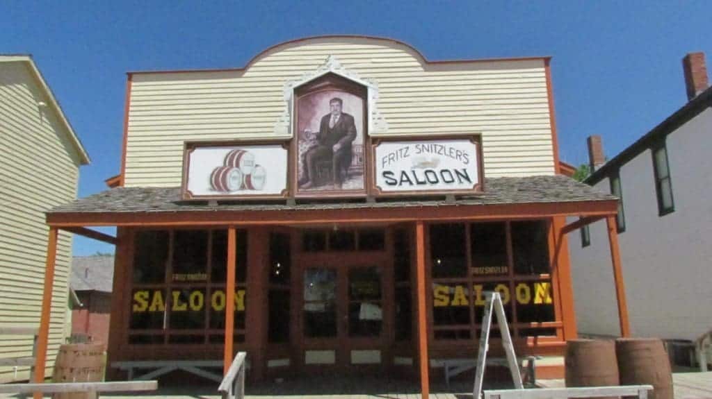 Town saloon
