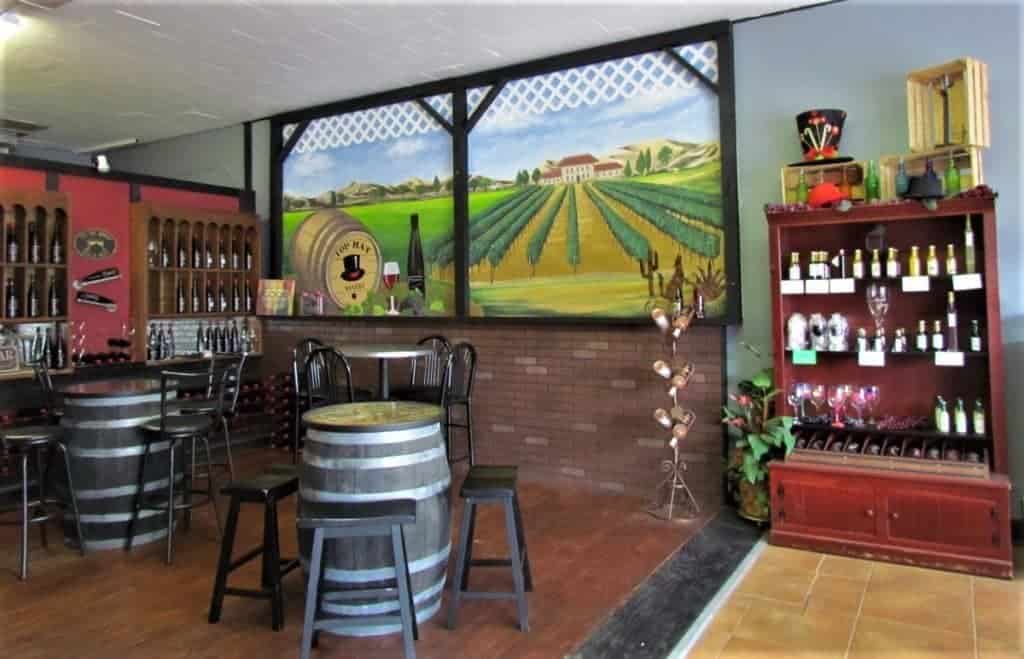 Top Hat Winery - winery - Independence Missouri - wines - tasting room
