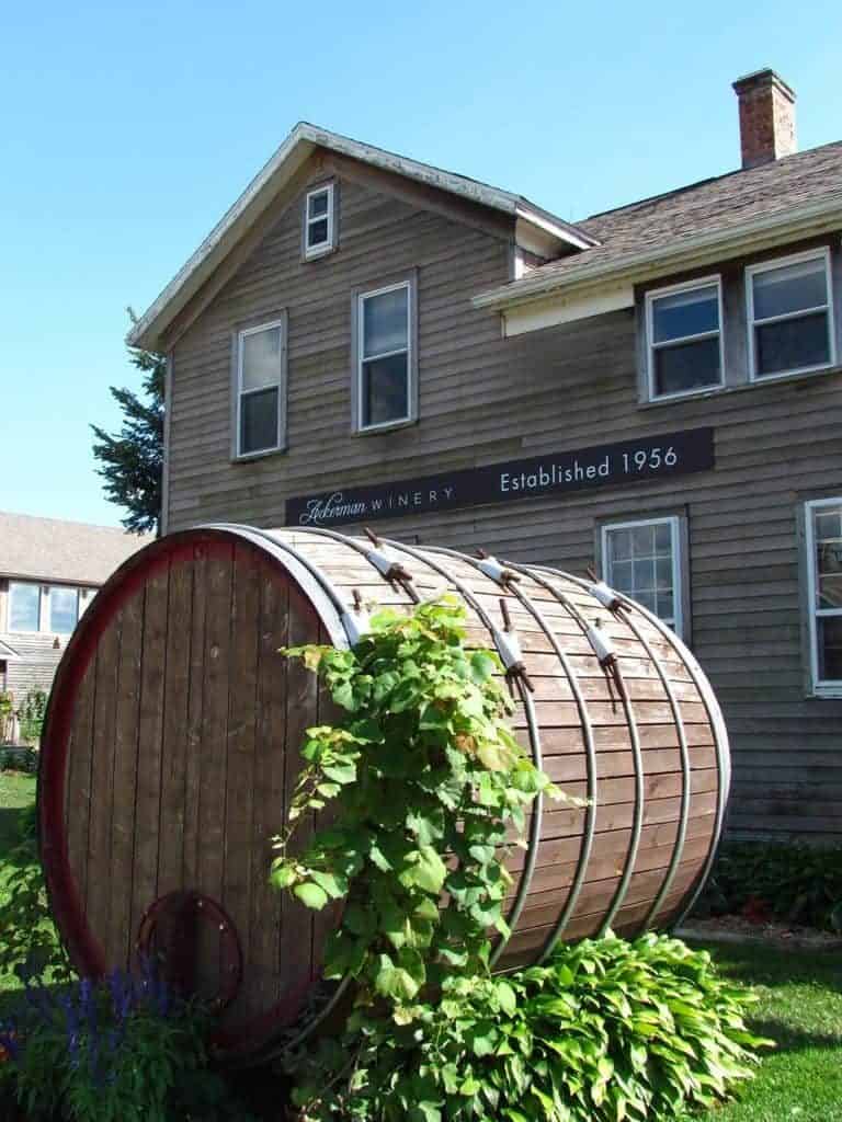 An oversized cask marks the entrance to Ackerman Winery.