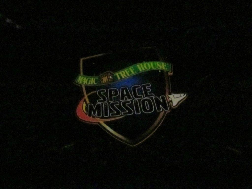 We attended the Magic Tree House: Space Mission show at the Gottlieb Planetarium.