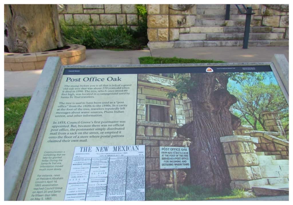 The placard tells the story about the Post Office Oak in Council Grove, Kansas. 