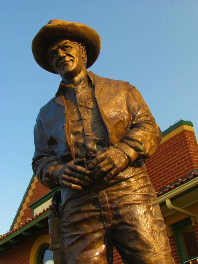Many statues can be found throughout the downtown area of Dodge City.