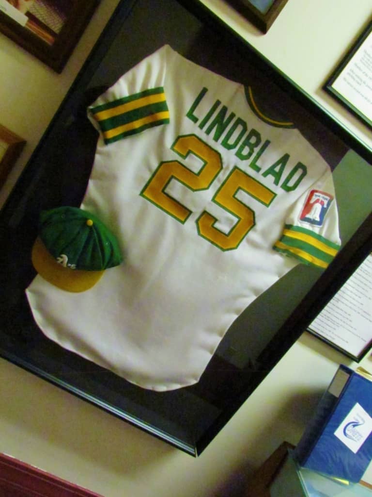A baseball uniform of Paul Lindblad's can be found in the Chanute Historical Museum. 