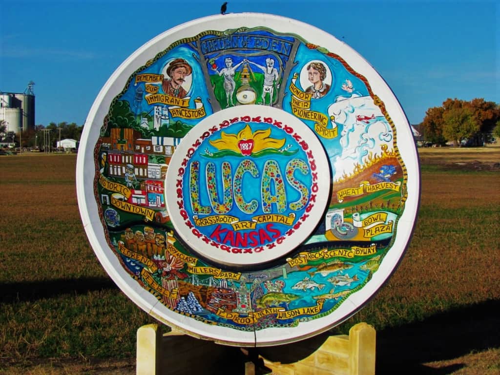 Lucas, Kansas greets visitors with the World's largest Souvenir plate. 