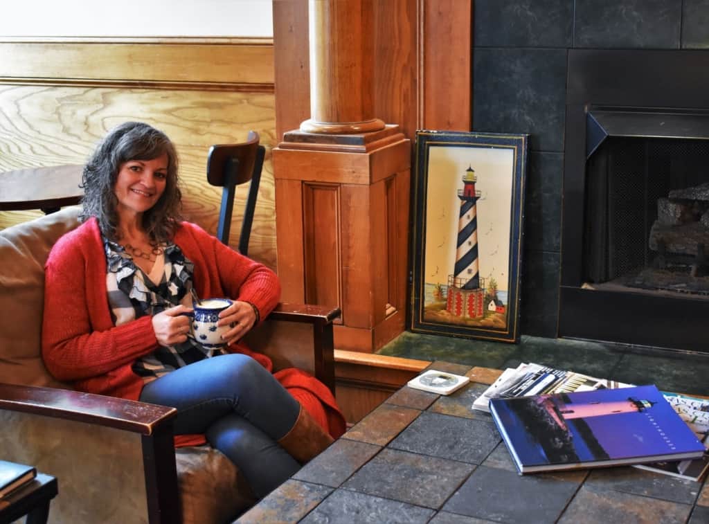 Harbor Light has a cozy seating spot right in front of the fireplace.
