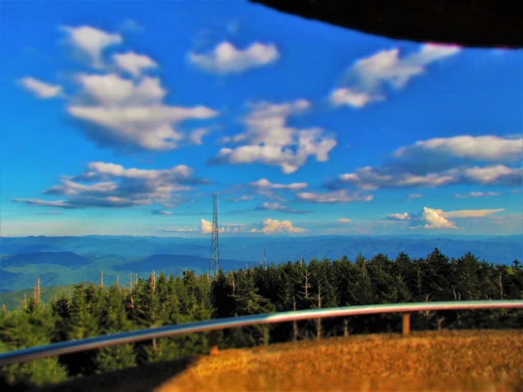 The observation deck at Clingmans Dome has ample space for a group of visitors. 