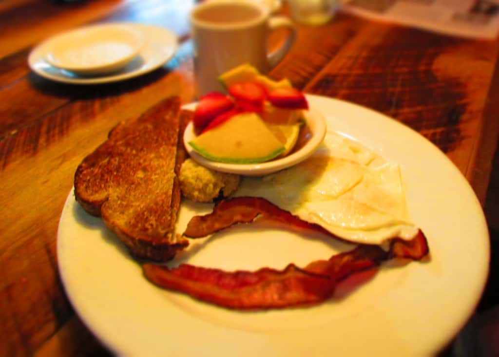 A hearty breakfast fuels visitors for a day of exploring in the Great Smoky Mountains. 