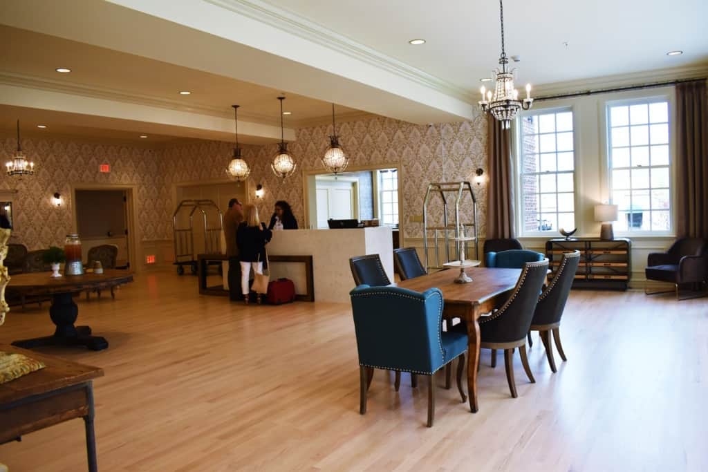 It was nice to see that the Stella Hotel & Ballroom is embracing the past with their renovation of an old Elks Lodge property in downtown Kenosha. 