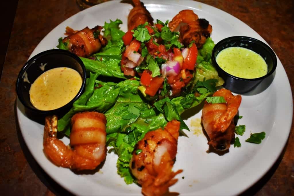 Starting with an appetizer, like Cancun Shrimp. certainly whets the appetite for more flavors to come. 