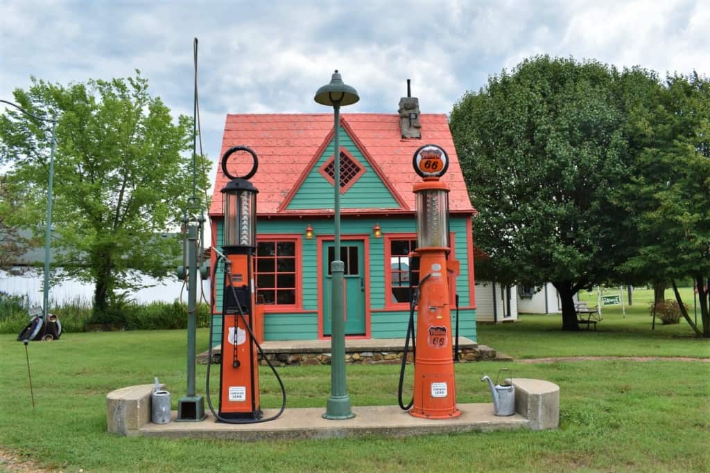 An old Phillips 66 filling station reminds us of simpler times. 