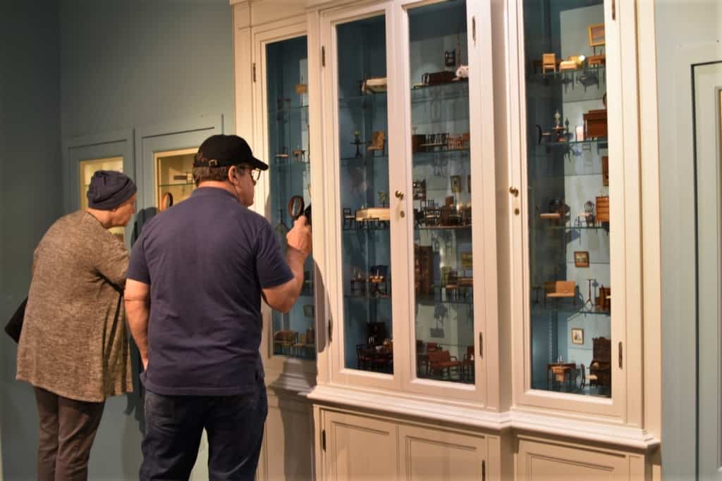 The museum offers magnifying glasses to help aid in seeing the details of the miniature. 
