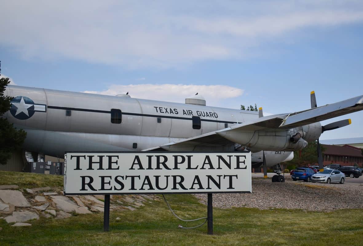 4 Things Not To Miss At The Airplane Restaurant - Our Changing Life